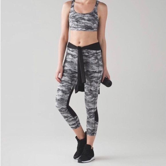 Lululemon Pace Rival Crop 22” Luxtreme Leggings Hazy Days Sz 6 - Picture 1 of 13